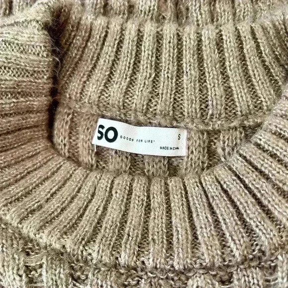 SO Juniors Women Sweater Sz S Light Brown Mock Neck Pull On Chunky Sweater - Picture 9 of 11